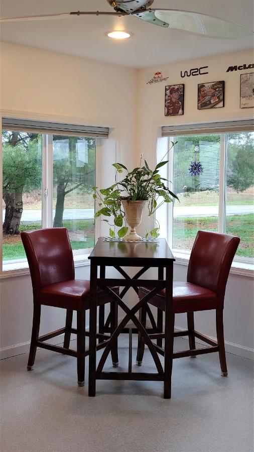 Apex Inn Bed And Breakfast Watkins Glen Bagian luar foto